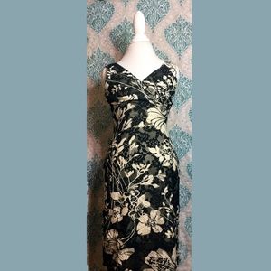 Black and Cream Floral Lace Bodycon Style Dress